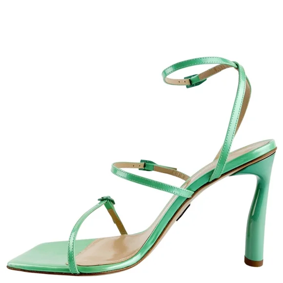 Sz 37 NIB $925 Paul Andrew heels